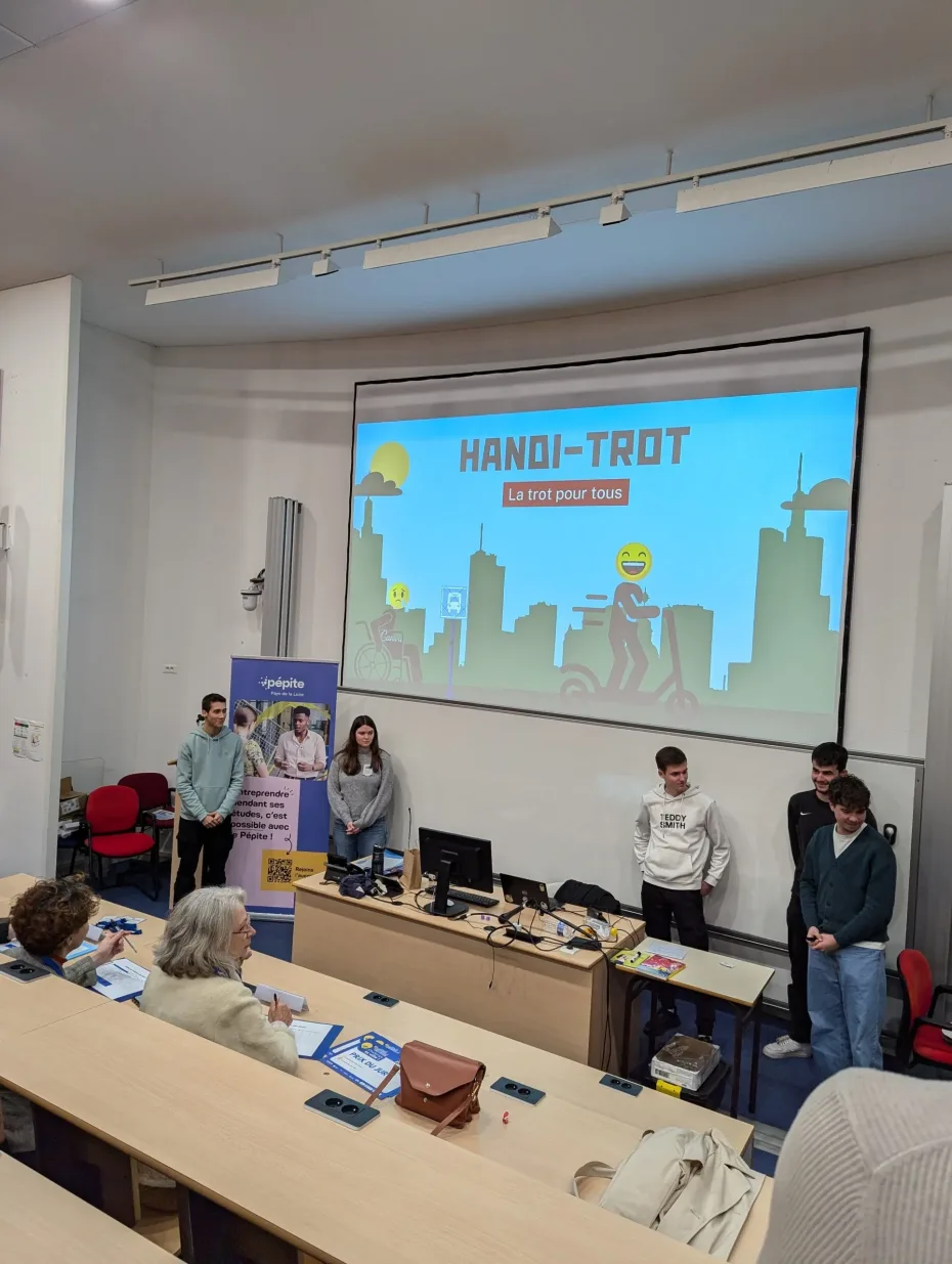 Challenge Ta Ville La Roche sur Yon, étudiants ICAM IUT La Roche, 1 journée pour s'initier à l'entrepreneuriat; solution des étudiants