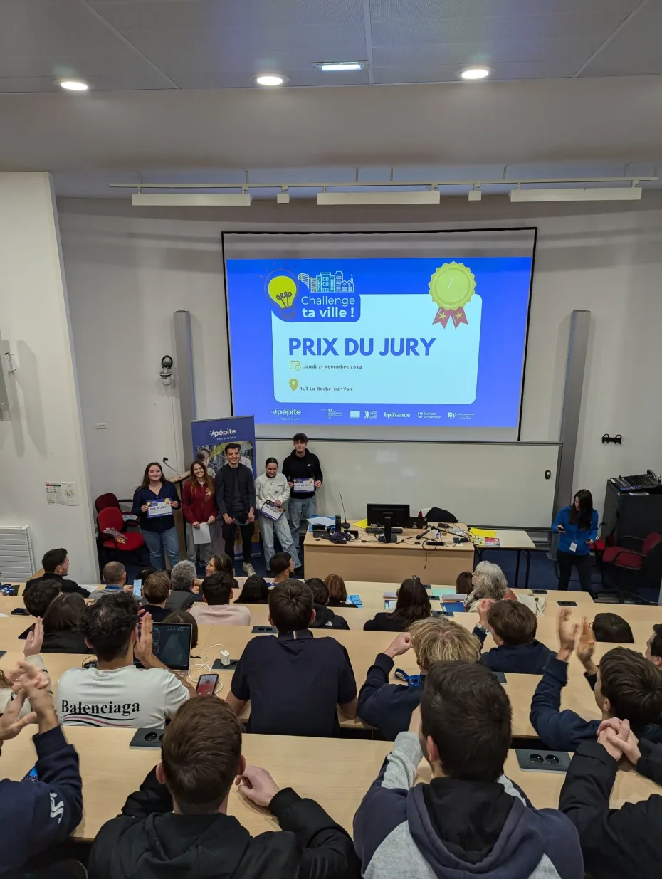 Challenge Ta Ville La Roche sur Yon, étudiants ICAM IUT La Roche, 1 journée pour s'initier à l'entrepreneuriat prix du jury